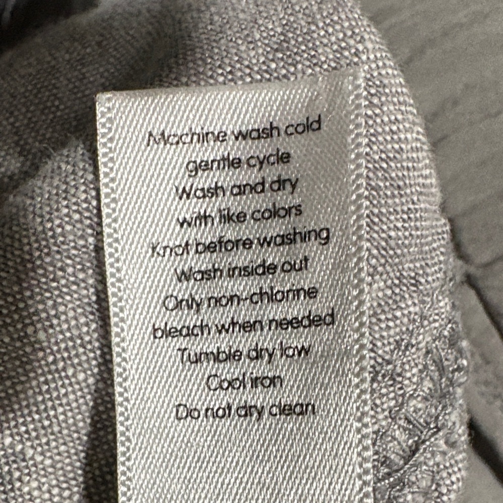 Athleta Gray Women's Linen Shorts - Picture 8 of 8